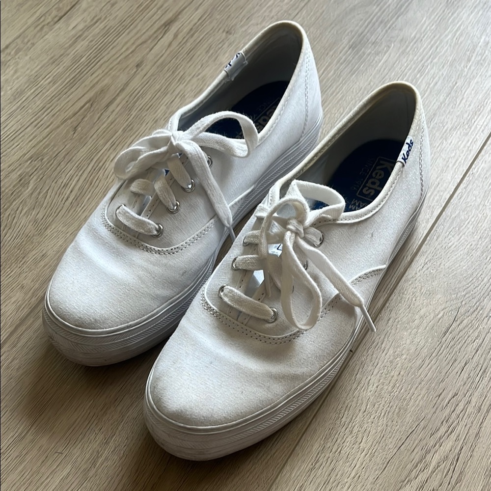 Keds White Canvas Sneakers Size 7